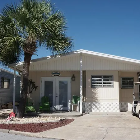 Venture Out 194 S Marlin Dr Comes With Golf Cart